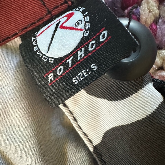 ROTHCO red camo joggers - Picture 4 of 4
